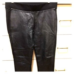 CAbi Stevie Legging size M